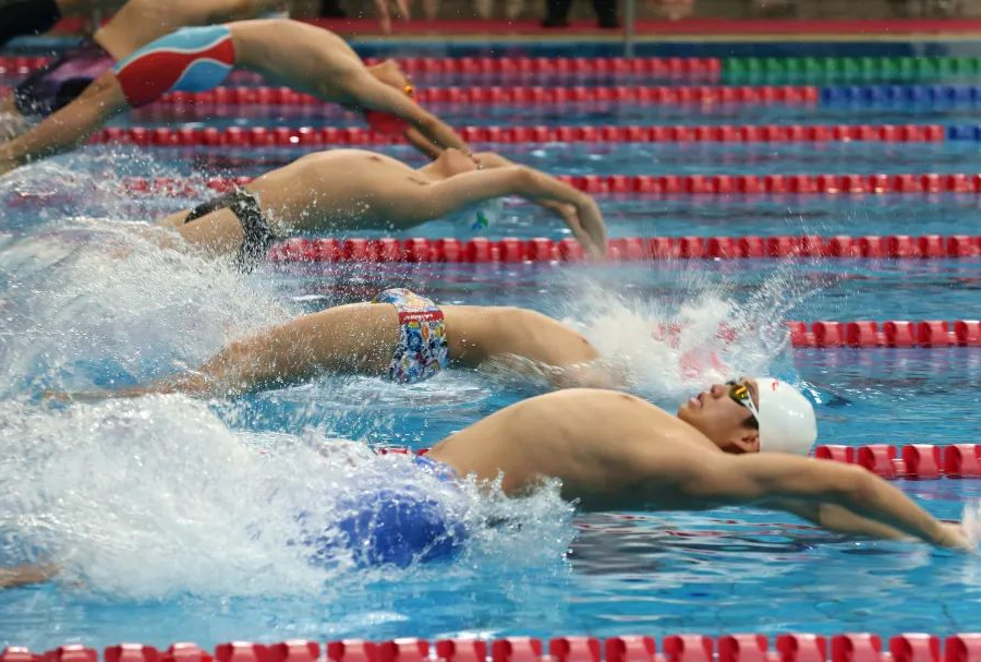 罗马诺：弗拉霍维奇与尤文谈续约无任何进展，拜仁也暂停追求