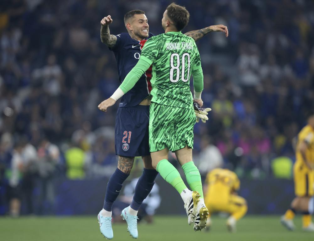 他第四节突然爆发，带队直接反超